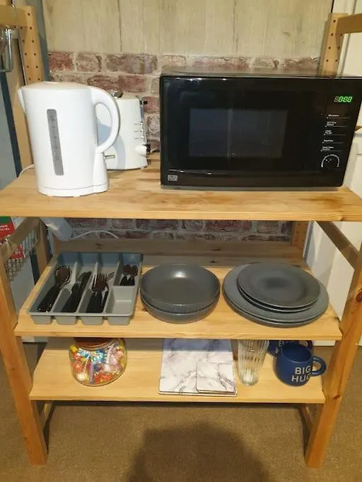 Apartment Spacious Bedroom With Private Bathroom. Abbey Wood